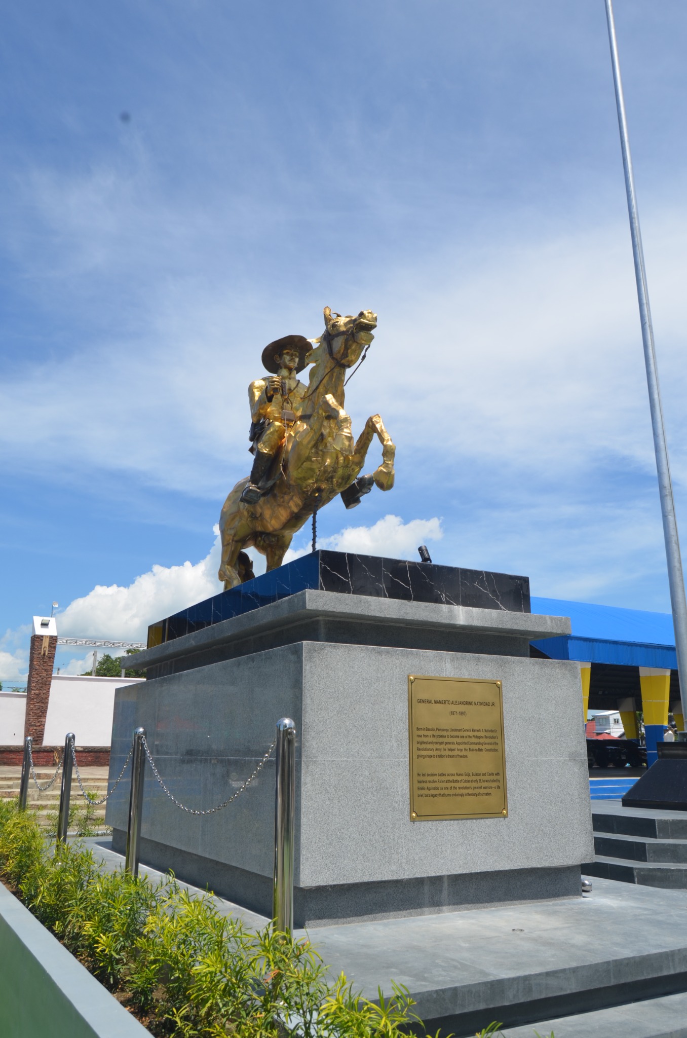 General Mamerto Natividad monument